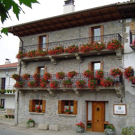 Hotel Casa Rural Martxoenea Landetxea Arruazu Exterior foto