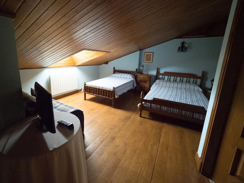 Hotel Casa Rural Martxoenea Landetxea Arruazu Exterior foto